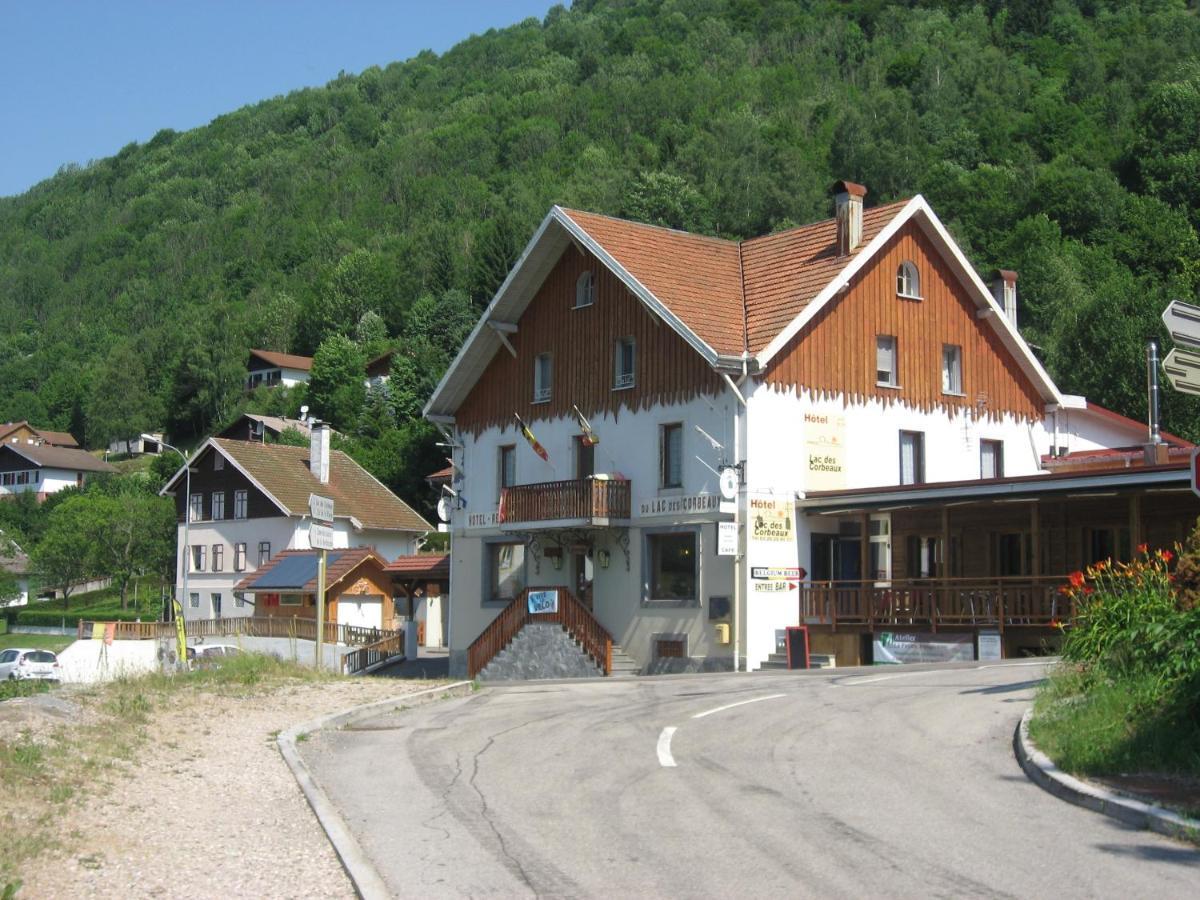 Hotel Du Lac Des Corbeaux لابْريسْ المظهر الخارجي الصورة